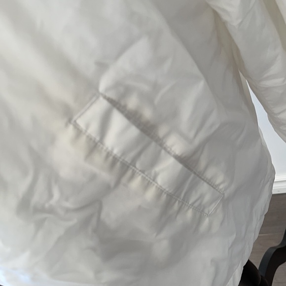 Zine White Wndbreaker (medium) - Picture 3 of 9